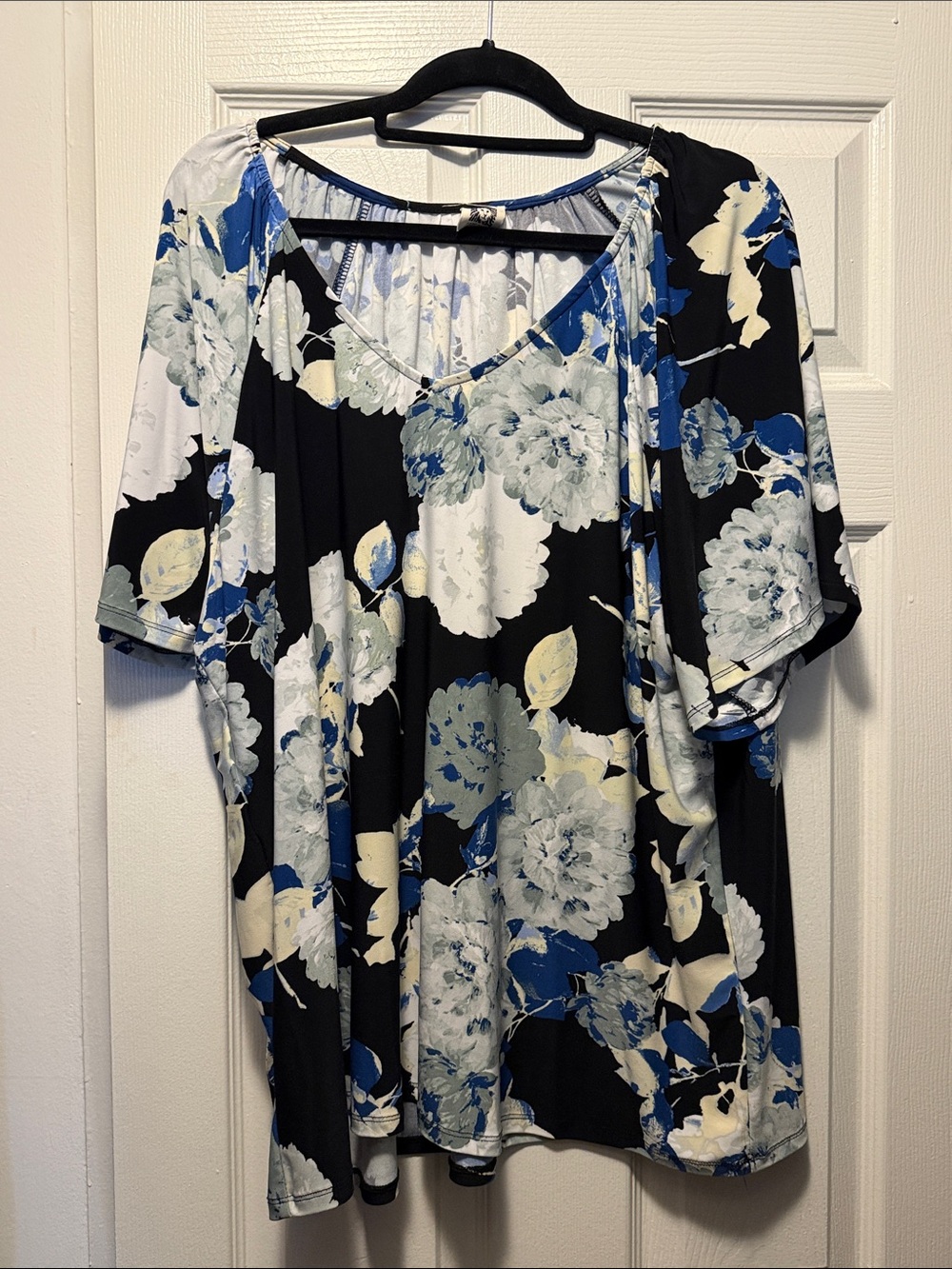 Anne Klein Black Floral V-Neck Tunic with Blue & White Blooms
